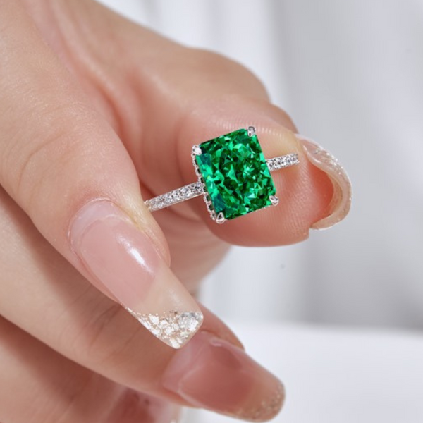 EMERALD PARFAIT STERLING SILVER RING